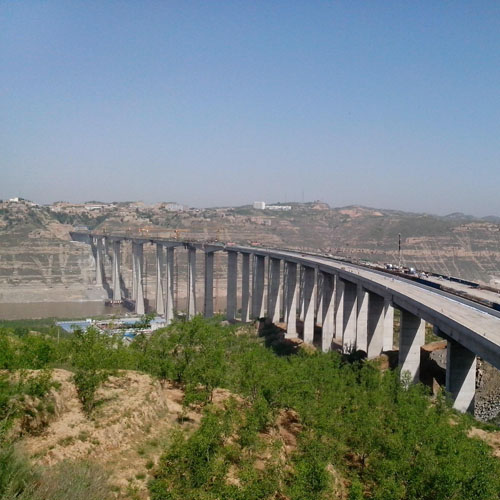 2013年太佳高速黃河大橋及引線工程瀝青供應