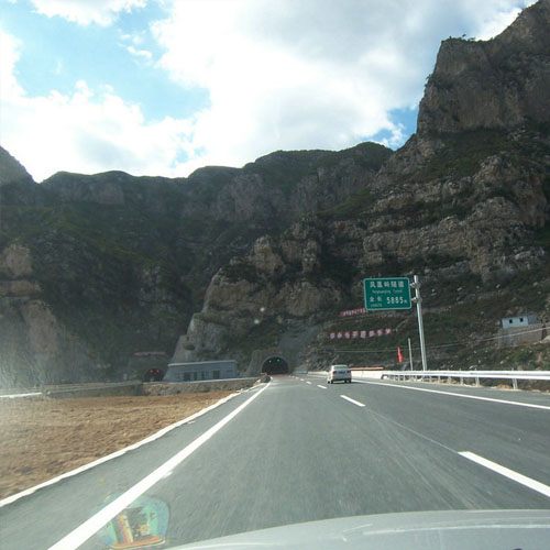 2015年忻州高速、朔州高速路面維修處治工程